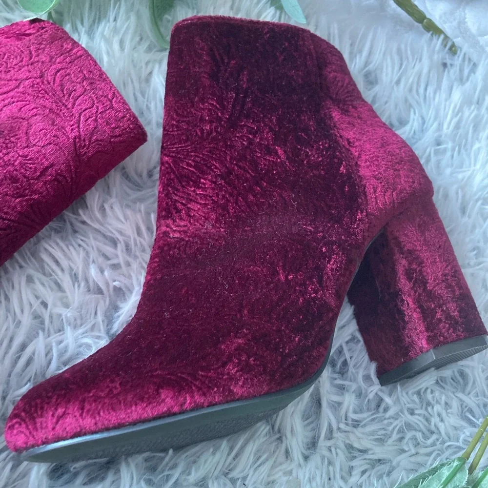 Just Fab Burgundy Loreida Heeled Bootie - Picture 3 of 7